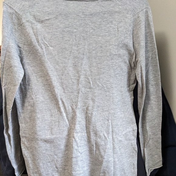 Ann Taylor Loft petites small sweater top - Picture 4 of 4